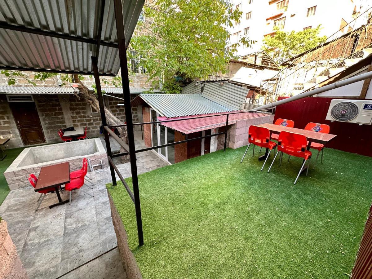 Family Appartments On Buzand Street Yerevan Luaran gambar